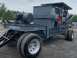 小型移動(dòng)破碎機(jī)_簡(jiǎn)易移動(dòng)破碎機(jī)_移動(dòng)破碎制砂機(jī)