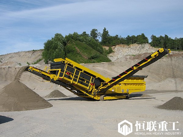 履帶式移動(dòng)破碎站