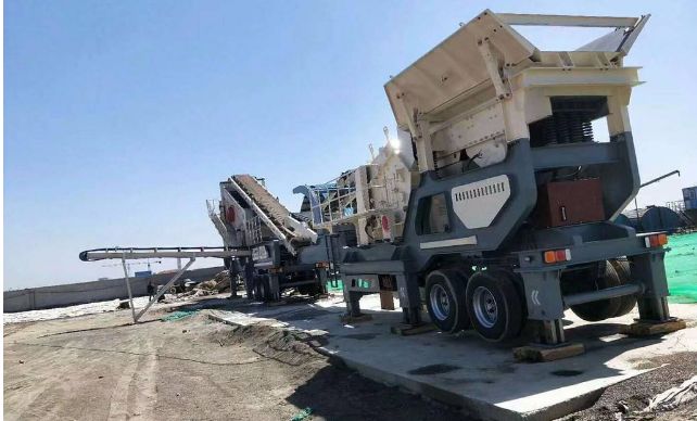 建筑垃圾移動(dòng)式破碎機(jī)